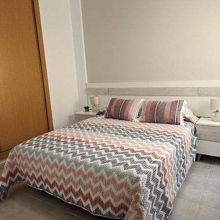 Apartamento Las Palmeras - Con Terraza, Barbacoa, Aire Acondicionado Y A 250M De La Playa! Los Alcazares Ngoại thất bức ảnh