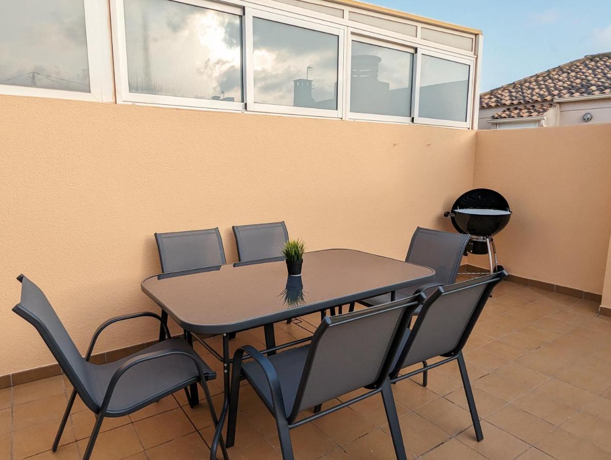 Apartamento Las Palmeras - Con Terraza, Barbacoa, Aire Acondicionado Y A 250M De La Playa! Los Alcazares Ngoại thất bức ảnh