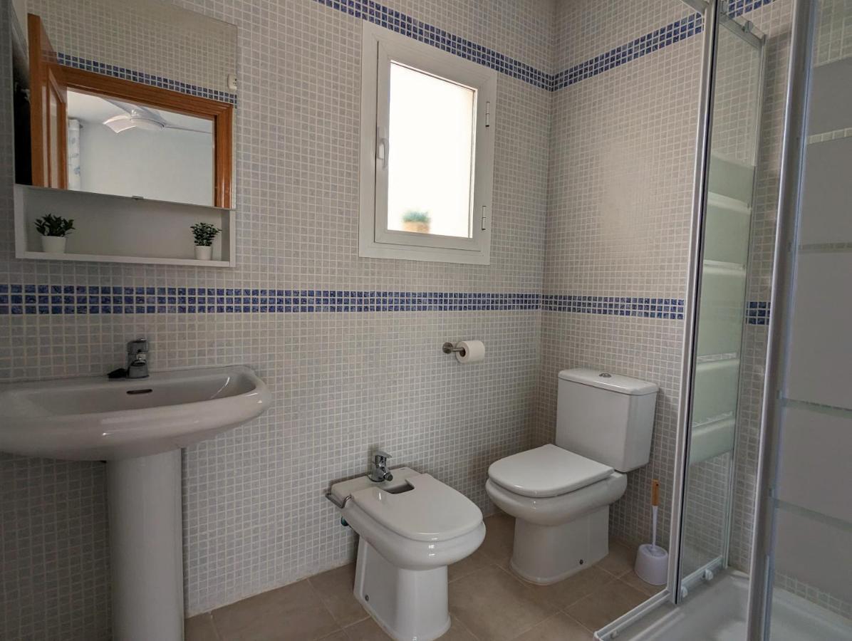 Apartamento Las Palmeras - Con Terraza, Barbacoa, Aire Acondicionado Y A 250M De La Playa! Los Alcazares Ngoại thất bức ảnh